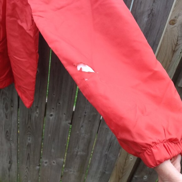 Vintage K.C.I. Raiders Nylon Jacket Kitchener High School Size Large DISTRESSED - Picture 11 of 12